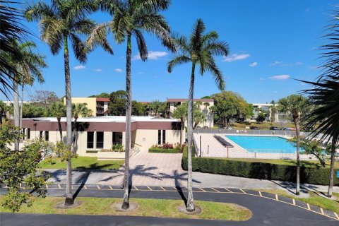 Copropriété à vendre à Lauderdale Lakes, Floride: 2 chambres, 93.09 m2 № 2084577 - photo 16