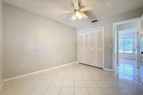 House in Orlando, Florida 3 bedrooms, 125.33 sq.m. № 1833131 - photo 30