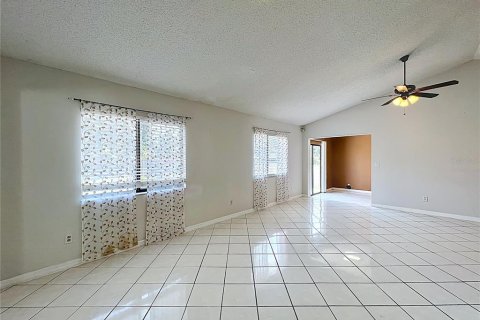 House in Orlando, Florida 3 bedrooms, 125.33 sq.m. № 1833131 - photo 21