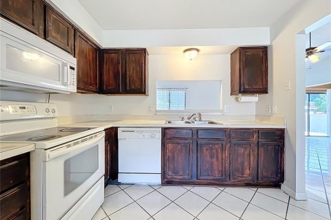 House in Orlando, Florida 3 bedrooms, 125.33 sq.m. № 1833131 - photo 15