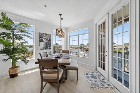 Touwnhouse à vendre à Apollo Beach, Floride: 3 chambres, 231.14 m2 № 1857619 - photo 19