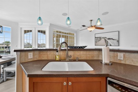 Touwnhouse à vendre à Apollo Beach, Floride: 3 chambres, 231.14 m2 № 1857619 - photo 25