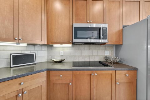 Touwnhouse à vendre à Apollo Beach, Floride: 3 chambres, 231.14 m2 № 1857619 - photo 26