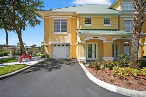 Touwnhouse à vendre à Apollo Beach, Floride: 3 chambres, 231.14 m2 № 1857619 - photo 1