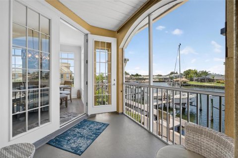 Touwnhouse à vendre à Apollo Beach, Floride: 3 chambres, 231.14 m2 № 1857619 - photo 29