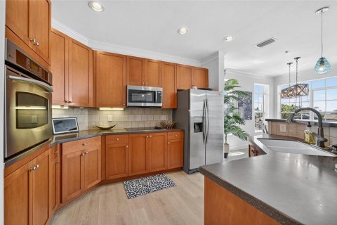 Touwnhouse à vendre à Apollo Beach, Floride: 3 chambres, 231.14 m2 № 1857619 - photo 23
