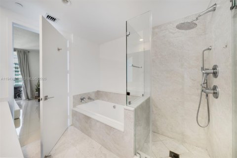 Купить кондоминиум в Майами, Флорида 2 спальни, 114.08м2, № 2005361 - фото 21