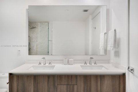 Купить кондоминиум в Майами, Флорида 2 спальни, 114.08м2, № 2005361 - фото 17