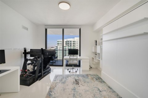 Купить кондоминиум в Майами, Флорида 2 спальни, 114.08м2, № 2005361 - фото 24