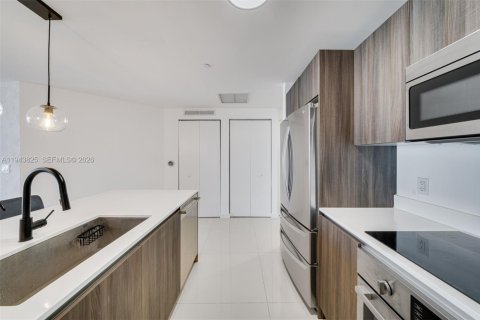 Купить кондоминиум в Майами, Флорида 2 спальни, 114.08м2, № 2005361 - фото 4