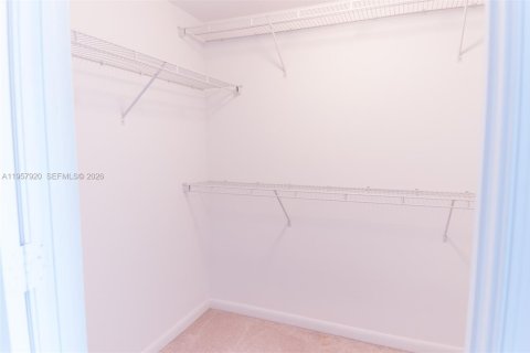 Купить кондоминиум в Майами, Флорида 1 спальня, 76.92м2, № 2090433 - фото 6