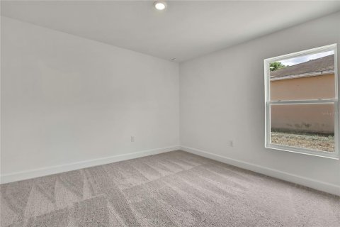 Immobilier commercial à vendre à Spring Hill, Floride: 242.29 m2 № 2404852 - photo 18