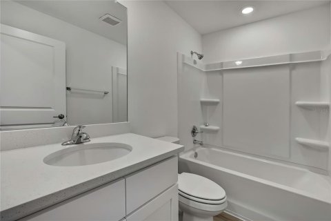 Immobilier commercial à vendre à Spring Hill, Floride: 242.29 m2 № 2404852 - photo 21
