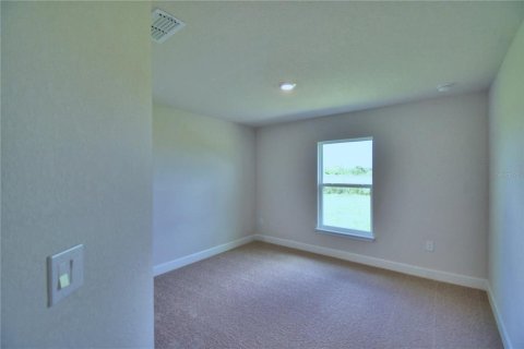 House in Auburndale, Florida 4 bedrooms, 163.04 sq.m. № 2215220 - photo 25
