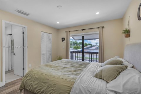 Townhouse in Miami, Florida 3 bedrooms, 144.93 sq.m. № 2071053 - photo 20