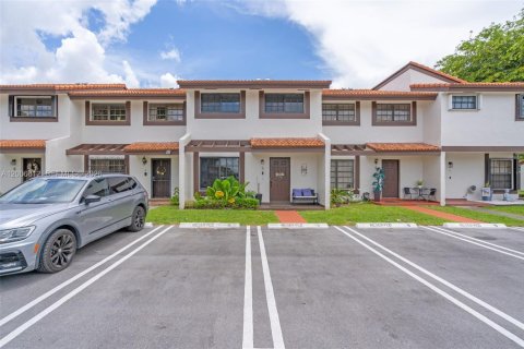 Townhouse in Miami, Florida 3 bedrooms, 144.93 sq.m. № 2071053