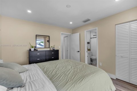 Townhouse in Miami, Florida 3 bedrooms, 144.93 sq.m. № 2071053 - photo 21