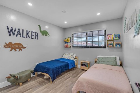 Townhouse in Miami, Florida 3 bedrooms, 144.93 sq.m. № 2071053 - photo 16