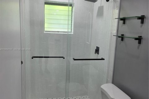 House in Hallandale Beach, Florida 37.16 sq.m. № 2043324 - photo 8