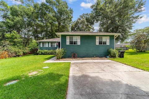 House in Ocala, Florida 3 bedrooms, 176.14 sq.m. № 1894859 - photo 3