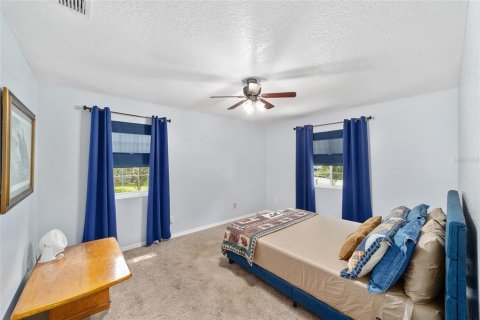 House in Ocala, Florida 3 bedrooms, 176.14 sq.m. № 1894859 - photo 29