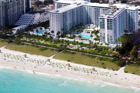 Copropriété à louer à Miami Beach, Floride: 2 chambres, 83.61 m2 № 1874284 - photo 28