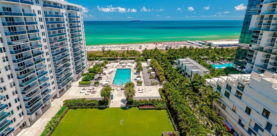Condo à Miami Beach, Floride, 1 chambre  № 1874284