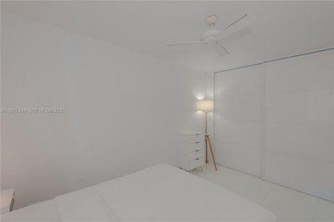 Condominio en alquiler en Miami Beach, Florida, 2 dormitorios, 83.61 m2 № 1874284 - foto 29
