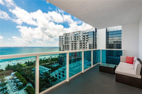Condominio en alquiler en Miami Beach, Florida, 2 dormitorios, 83.61 m2 № 1874284 - foto 25