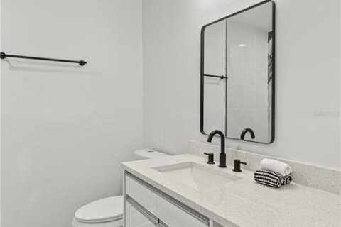 Casa en venta en Tampa, Florida, 4 dormitorios, 138.7 m2 № 2198081 - foto 14