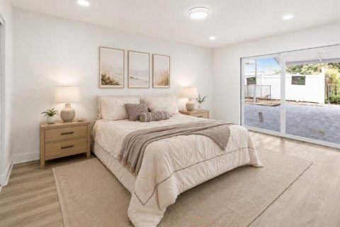 Casa en venta en Tampa, Florida, 4 dormitorios, 138.7 m2 № 2198081 - foto 24