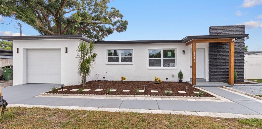 Casa en Tampa, Florida 4 dormitorios, 138.7 m2 № 2198081