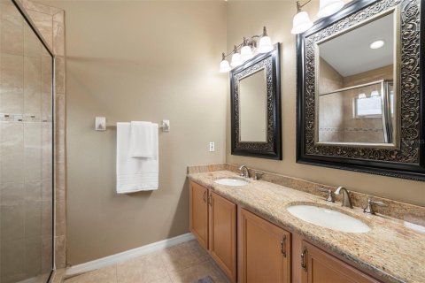 Casa en venta en Brandon, Florida, 3 dormitorios, 174.93 m2 № 1907628 - foto 12