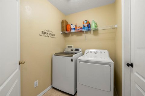 Casa en venta en Brandon, Florida, 3 dormitorios, 174.93 m2 № 1907628 - foto 18