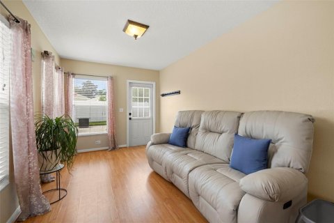 Casa en venta en Brandon, Florida, 3 dormitorios, 174.93 m2 № 1907628 - foto 17