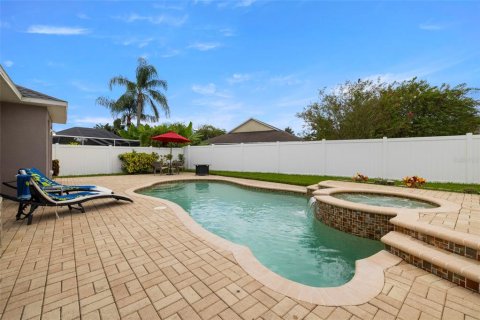 Casa en venta en Brandon, Florida, 3 dormitorios, 174.93 m2 № 1907628 - foto 2