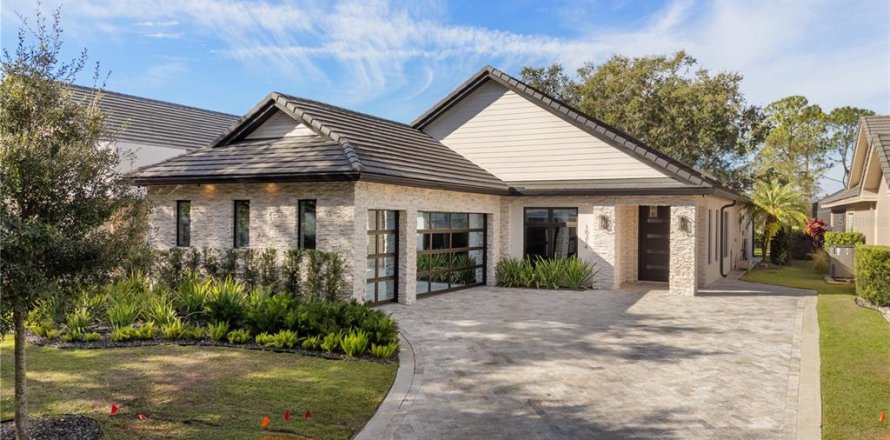 House in Orlando, Florida 3 bedrooms, 226.5 sq.m. № 1534701