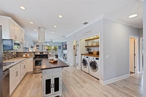Casa en venta en Saint Petersburg, Florida, 3 dormitorios, 159.42 m2 № 2149669 - foto 9