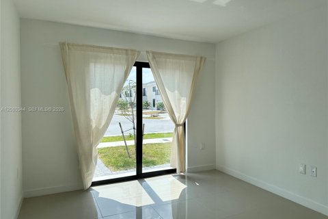 Villa ou maison à louer à Florida City, Floride: 5 chambres, 176.7 m2 № 2338448 - photo 9