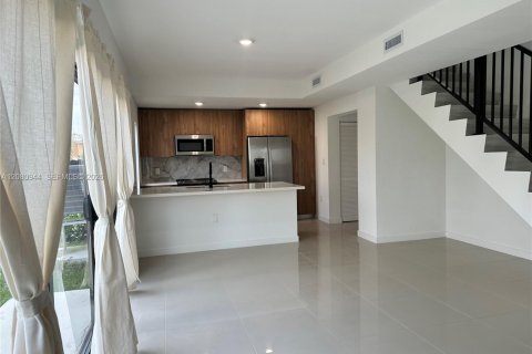 Villa ou maison à louer à Florida City, Floride: 5 chambres, 176.7 m2 № 2338448 - photo 19