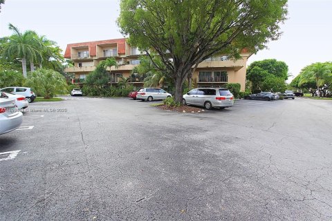 Copropriété à vendre à Miami, Floride: 1 chambre, 65.96 m2 № 1952532 - photo 3