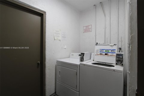Copropriété à vendre à Miami, Floride: 1 chambre, 65.96 m2 № 1952532 - photo 17
