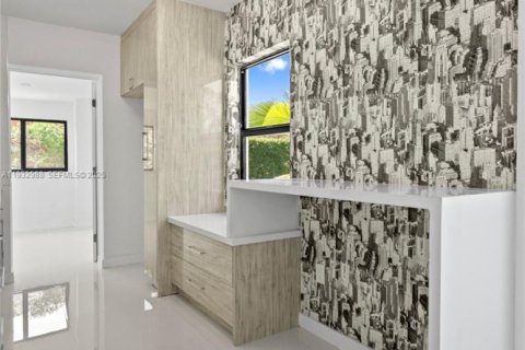 Casa en alquiler en North Miami Beach, Florida, 3 dormitorios, 111.02 m2 № 1991149 - foto 19