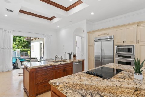 House in Hollywood, Florida 5 bedrooms, 187.66 sq.m. № 2018908 - photo 15