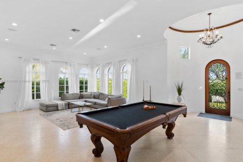 House in Hollywood, Florida 5 bedrooms, 187.66 sq.m. № 2018908 - photo 5