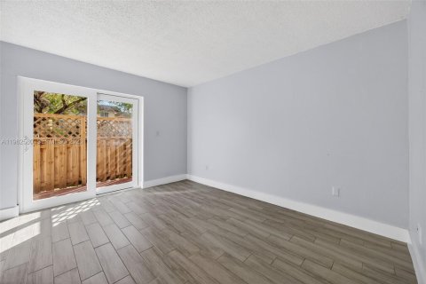 Купить кондоминиум в Майами, Флорида 2 спальни, 87.79м2, № 2023786 - фото 22