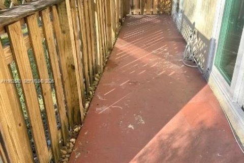 Купить кондоминиум в Майами, Флорида 2 спальни, 87.79м2, № 2023786 - фото 5