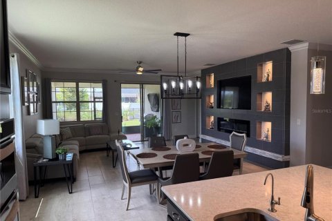 Casa en venta en Saint Cloud, Florida, 4 dormitorios, 176.61 m2 № 1919525 - foto 11