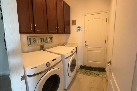 Casa en venta en Saint Cloud, Florida, 4 dormitorios, 176.61 m2 № 1919525 - foto 25