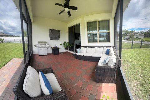 House in Saint Cloud, Florida 4 bedrooms, 176.61 sq.m. № 1919525 - photo 27